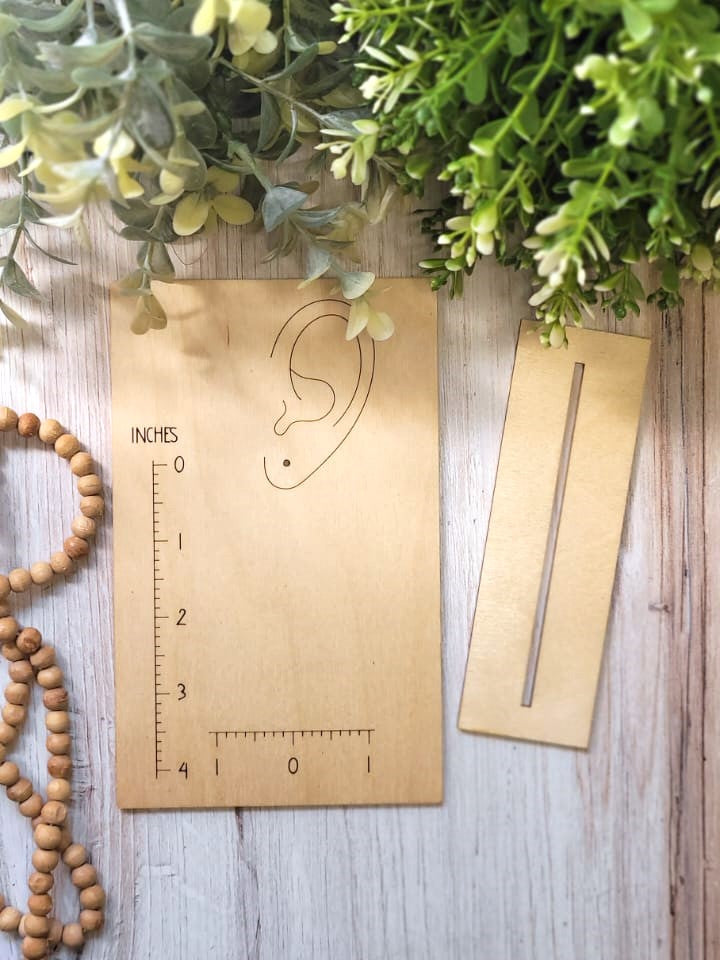 Wooden Earring Measurement Stand